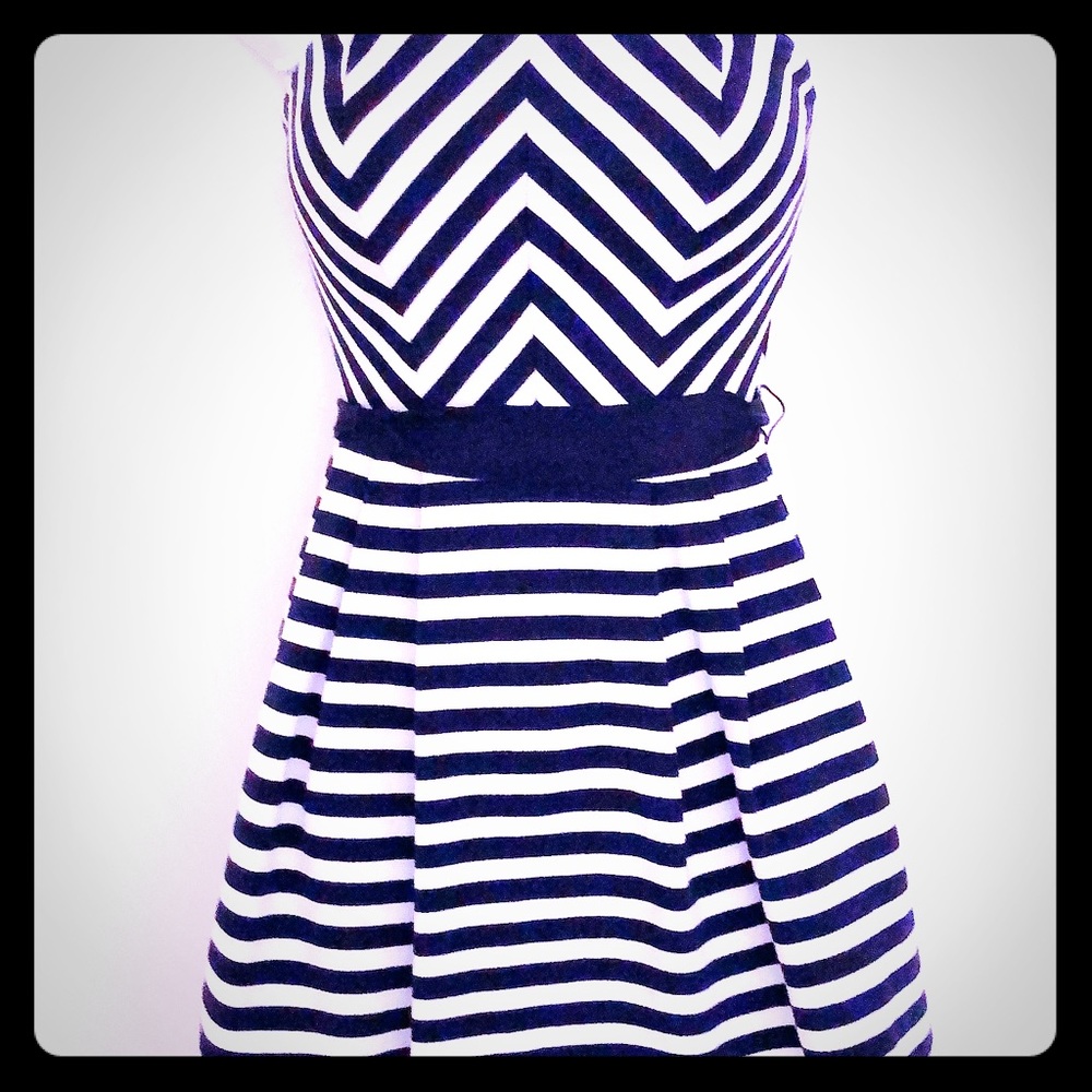 Tube Stripe Stretchy Dress with Ribbon string